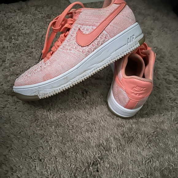 Nike lightweight Spring 18 Collection - Picture 2 of 5